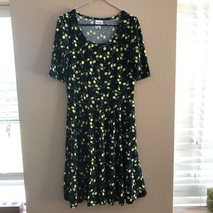 LulaRoe Nicole size L